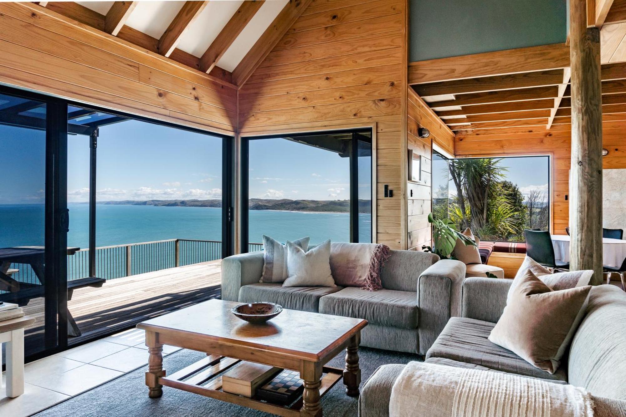 Earles Place Raglan Exterior photo